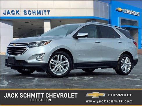 Used 2018 Chevrolet Equinox Premier image 1