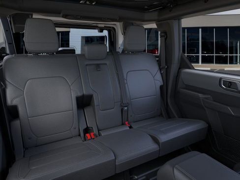 Used 2025 Ford Bronco Big Bend image 20