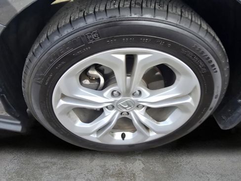 Used 2025 Honda Accord LX image 13