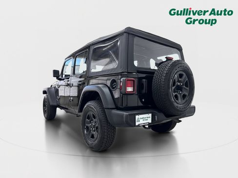Used 2021 Jeep Wrangler Unlimited Sport AWD/4WD image 5