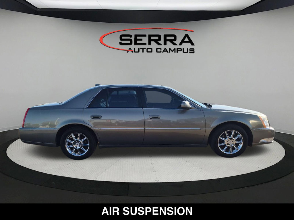 Used 2010 Cadillac DTS Luxury FWD image 13