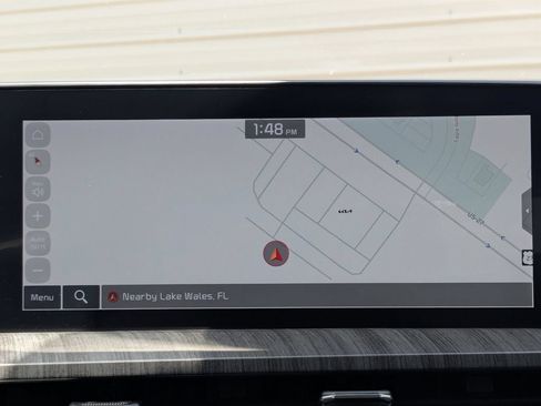 Used 2024 Kia Telluride EX w/ EX Captain's Chair Package FWD image 31