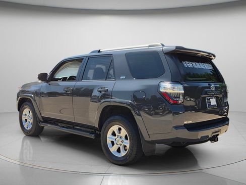 Used 2024 Toyota 4Runner SR5 Premium w/ Moonroof Package RWD image 9