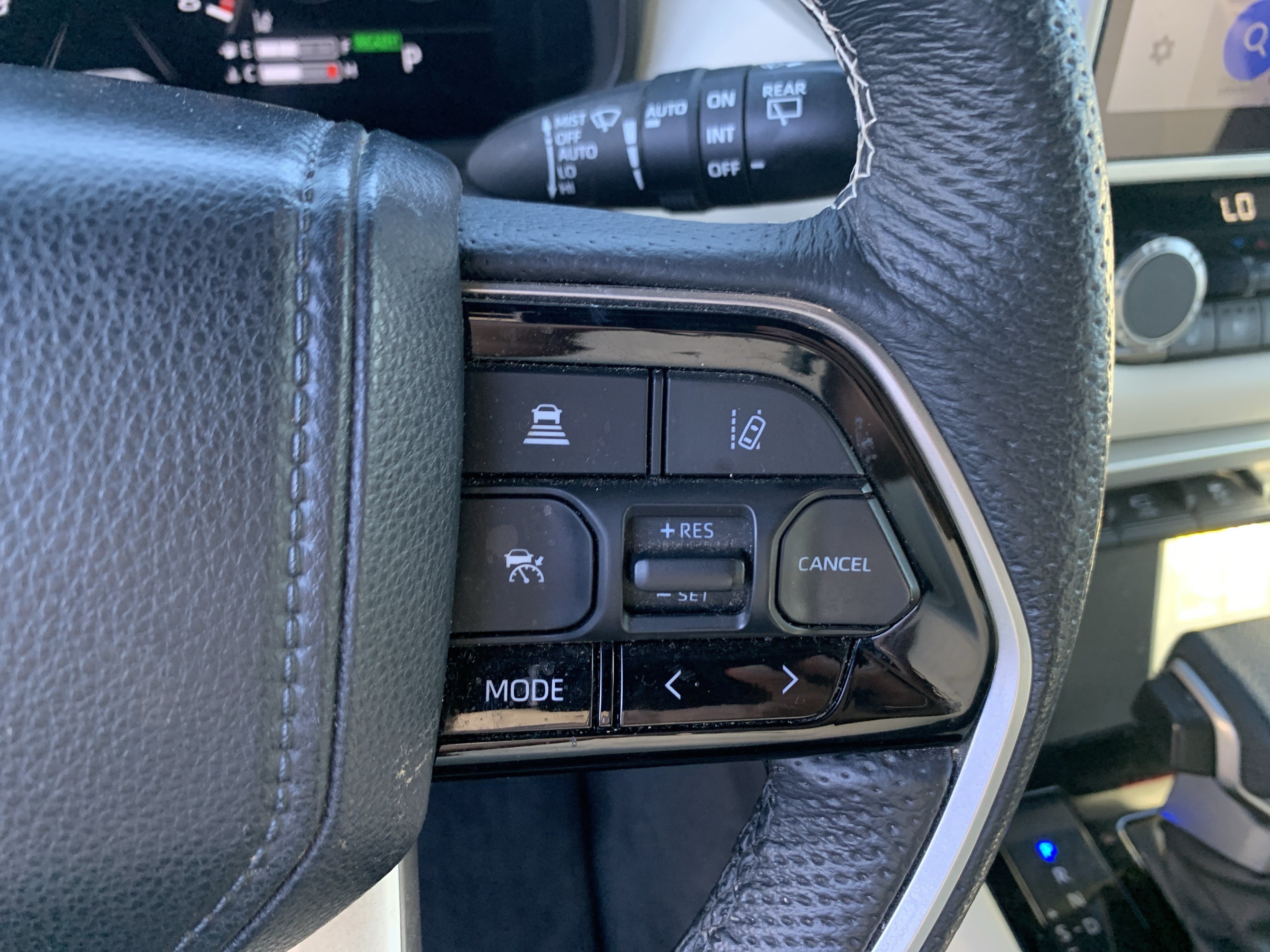 Used 2024 Toyota Sequoia Capstone AWD/4WD image 20