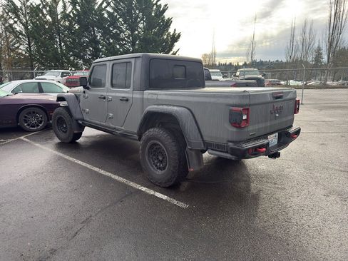 Used 2022 Jeep Gladiator Rubicon w/ Cold Weather Group image 3