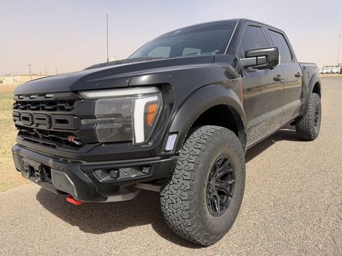 Used 2024 Ford F150 Lariat w/ Mobile Office Package image 3