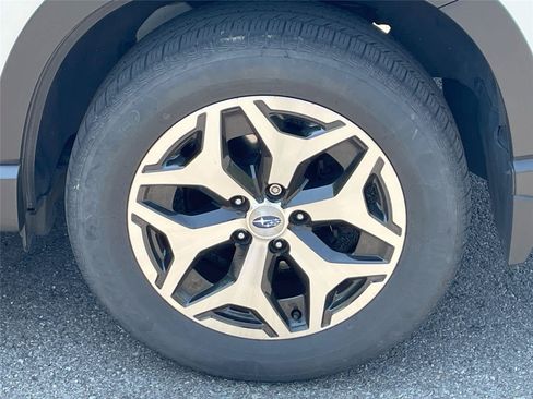 Used 2021 Subaru Forester Premium AWD/4WD image 8