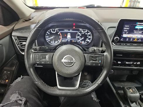 Certified 2023 Nissan Rogue SV w/ SV Premium B Package AWD/4WD image 10