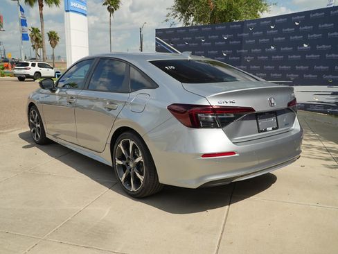 Used 2025 Honda Civic Sport Touring image 9