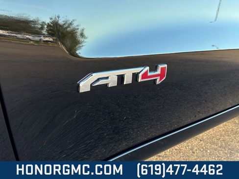 Used 2022 GMC Sierra 1500 AT4 image 10