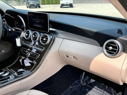 Used 2016 Mercedes-Benz C 300 4MATIC Sedan image 25