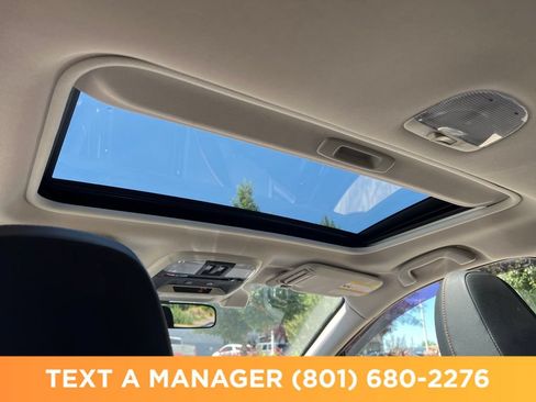 Used 2019 Subaru Crosstrek 2.0i Limited w/ Moonroof Package w/Navigation AWD/4WD image 15