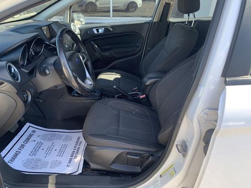Used 2016 Ford Fiesta SE w/ Equipment Group 201A FWD image 9