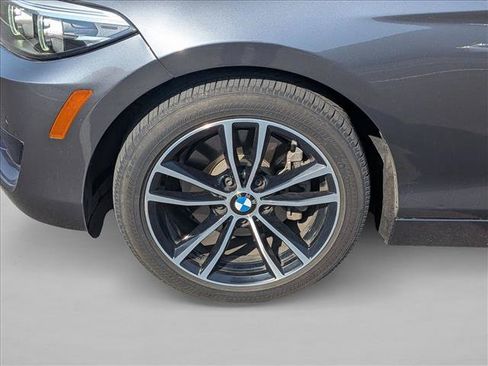 Used 2020 BMW 230i Coupe w/ Convenience Package RWD image 15