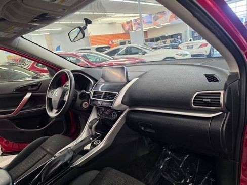 Used 2018 Mitsubishi Eclipse Cross LE AWD/4WD image 14