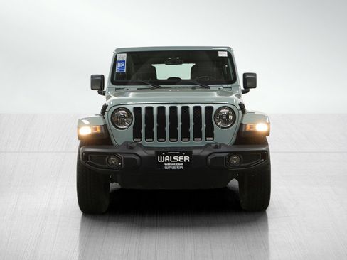 Used 2023 Jeep Wrangler Unlimited Sahara AWD/4WD image 8