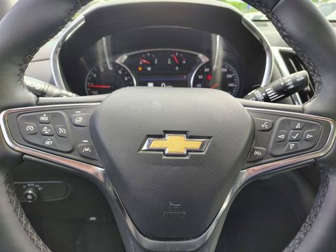 Used 2024 Chevrolet Equinox LT AWD/4WD image 11