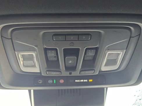 Used 2023 GMC Sierra 1500 AT4 w/ AT4 Premium Package image 36