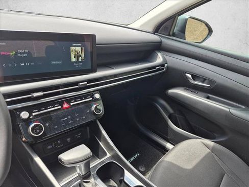 Used 2026 Hyundai Tucson SEL FWD image 19