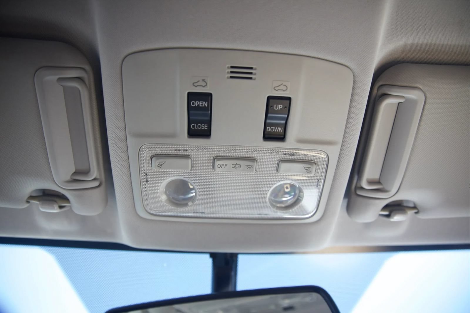 Used 2013 Toyota RAV4 Limited FWD image 26