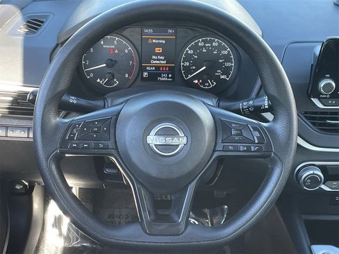 Used 2024 Nissan Altima 2.5 S image 18