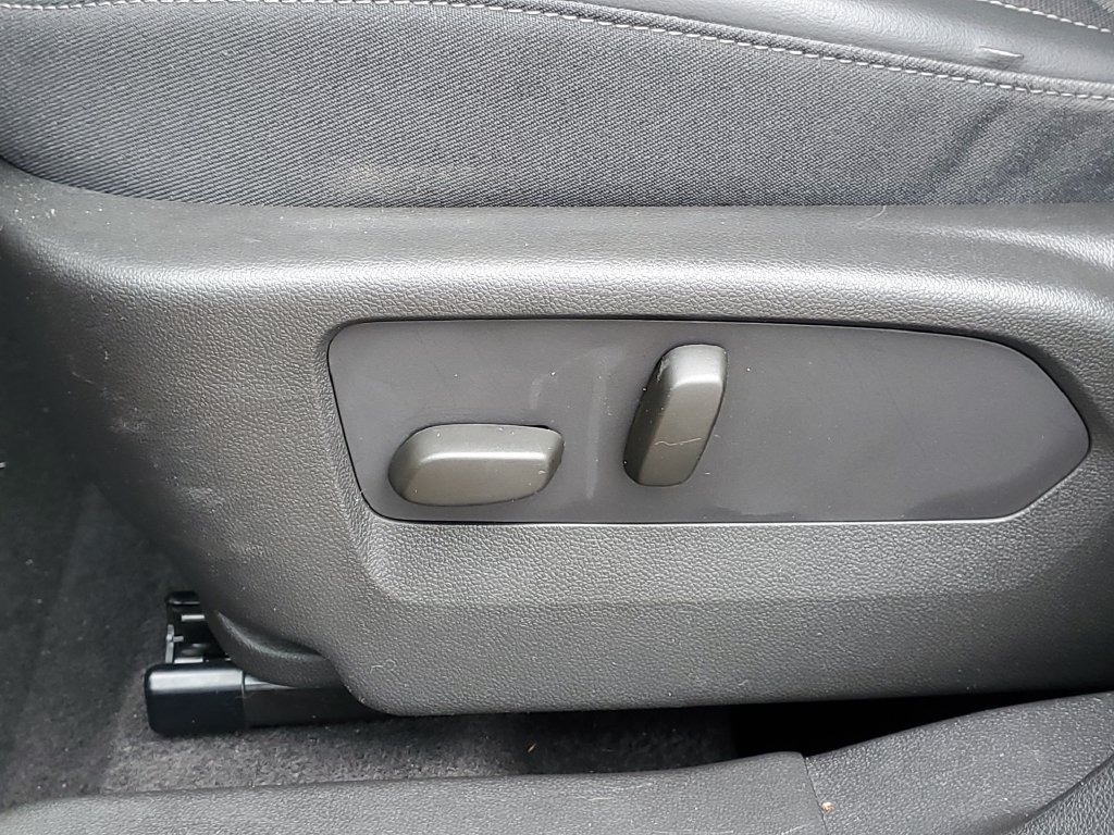 Used 2022 Buick Envision Preferred FWD image 11