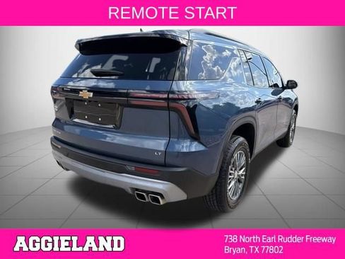 Used 2024 Chevrolet Traverse LT FWD image 5