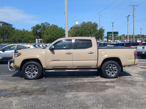 Used 2019 Toyota Tacoma Limited RWD image 6