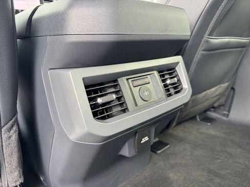 New 2026 Ford F250 Lariat w/ Black Appearance Package image 22