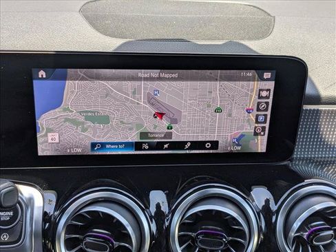 Used 2023 Mercedes-Benz GLB 250 image 15