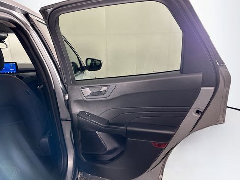 Used 2024 Ford Escape Active image 30