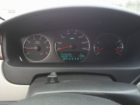 Used 2008 Chevrolet Impala LT image 16