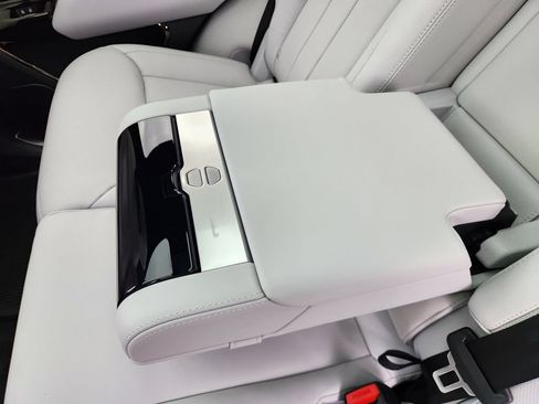 New 2026 Land Rover Range Rover Sport SE AWD/4WD image 13