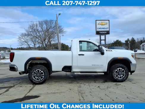 Used 2022 GMC Sierra 3500 Pro w/ Convenience Package image 4