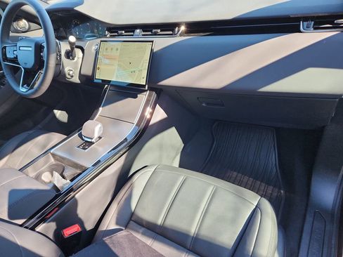 New 2026 Land Rover Range Rover Evoque S AWD/4WD image 29