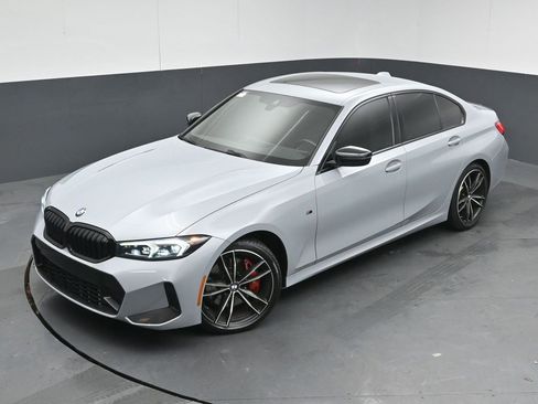 Used 2023 BMW 330i xDrive Sedan w/ M Sport Package image 42