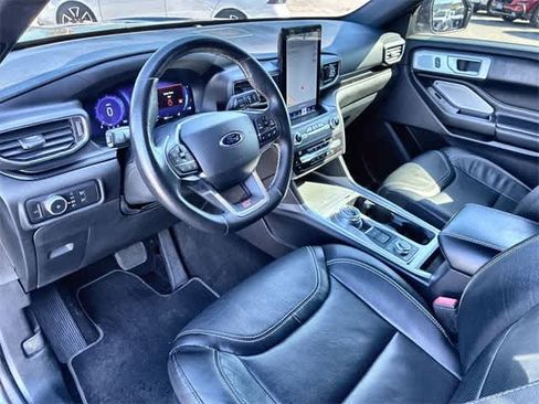 Used 2020 Ford Explorer ST w/ Premium Technology Package image 2