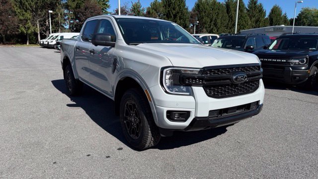 New 2026 Ford Ranger XLT w/ Equipment Group 301A High AWD/4WD image 7
