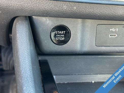 Used 2024 Nissan Rogue SV AWD/4WD image 26