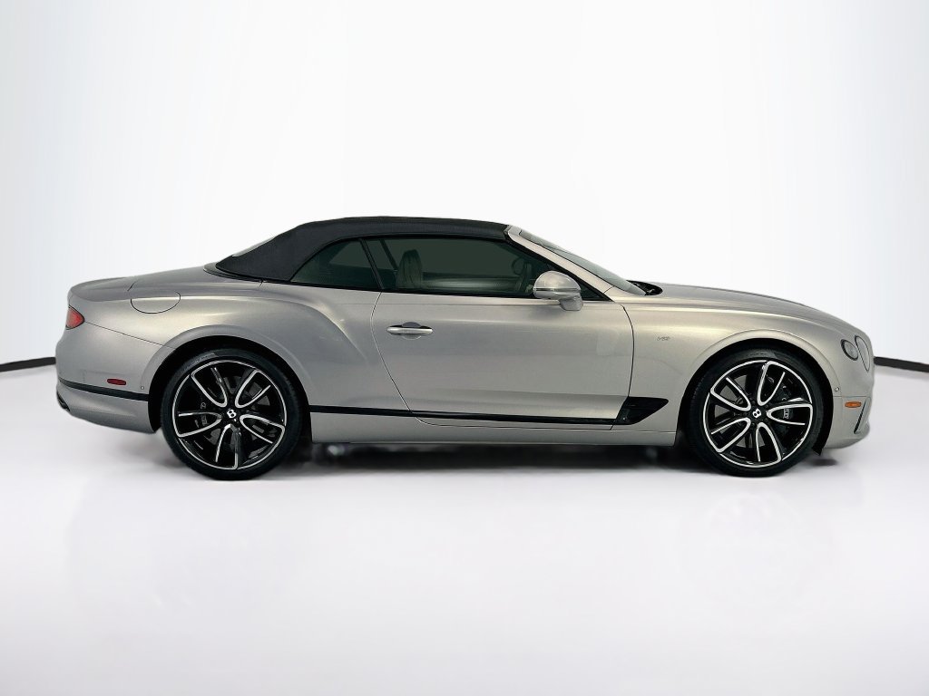 Used 2022 Bentley Continental GT AWD/4WD image 12