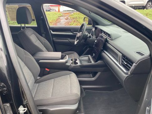 Used 2025 GMC Terrain Elevation AWD/4WD image 18