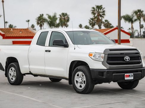 Used 2016 Toyota Tundra SR w/ Tow Package image 4