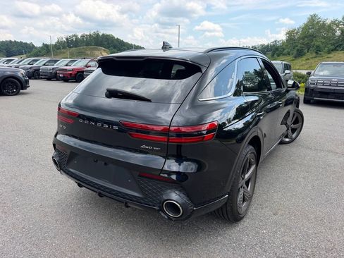 Used 2022 Genesis GV70 3.5T Sport w/ Sport Prestige Package AWD/4WD image 3