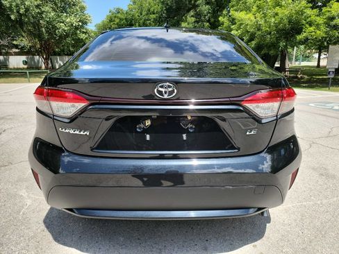 Used 2022 Toyota Corolla LE FWD image 7