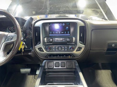 Used 2018 GMC Sierra 1500 SLT w/ Texas SLT Premium Package AWD/4WD image 18