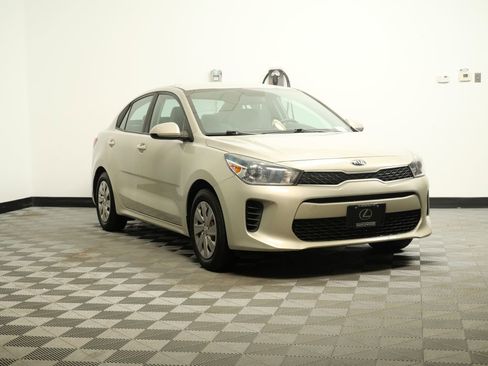 Used 2018 Kia Rio S image 1