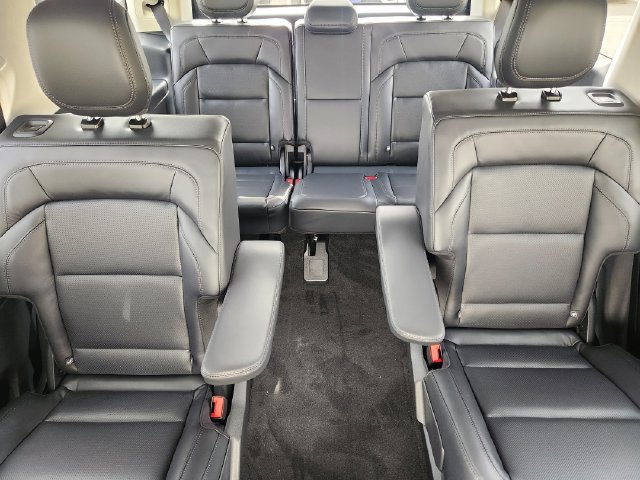 New 2027 Lincoln Navigator Reserve AWD/4WD image 14