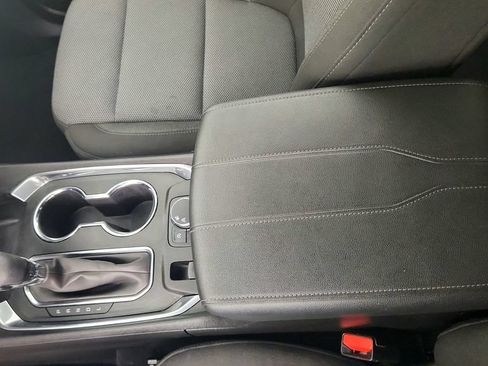 Certified 2023 Chevrolet Traverse LT FWD image 19