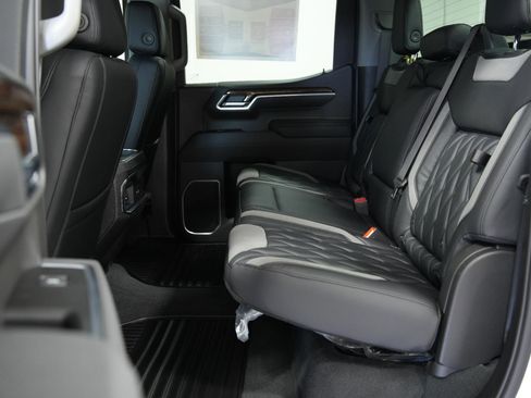 New 2026 GMC Sierra 1500 Elevation AWD/4WD image 24
