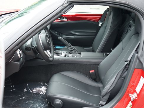 New 2026 MAZDA MX-5 Miata Grand Touring w/ Weather Package RWD image 12